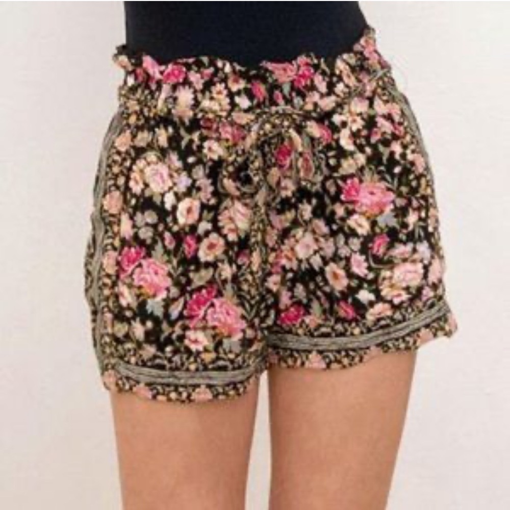 American Eagle Floral Paperbag Gauze Shorts size XL - Picture 4 of 4